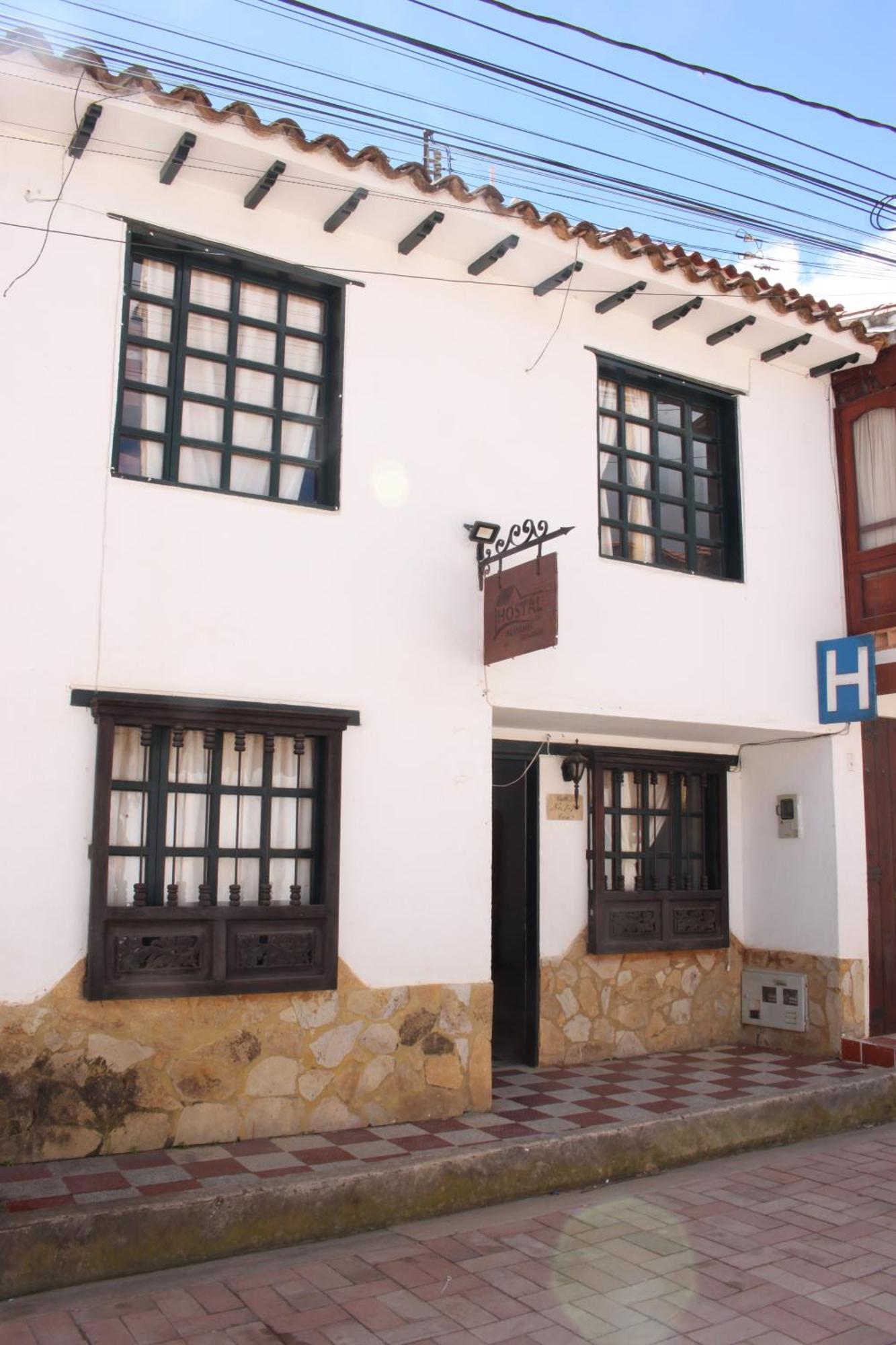 Almanik Inn